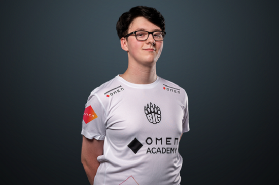 剑圣和风暴乱斗加入风暴英雄带来全新游戏体验